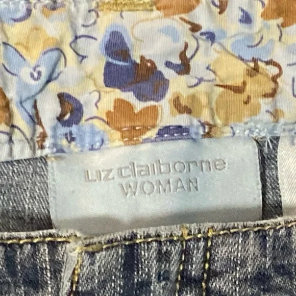 Liz Claiborne Women’s Relaxed Dark Gray Jeans - Picture 5 of 6